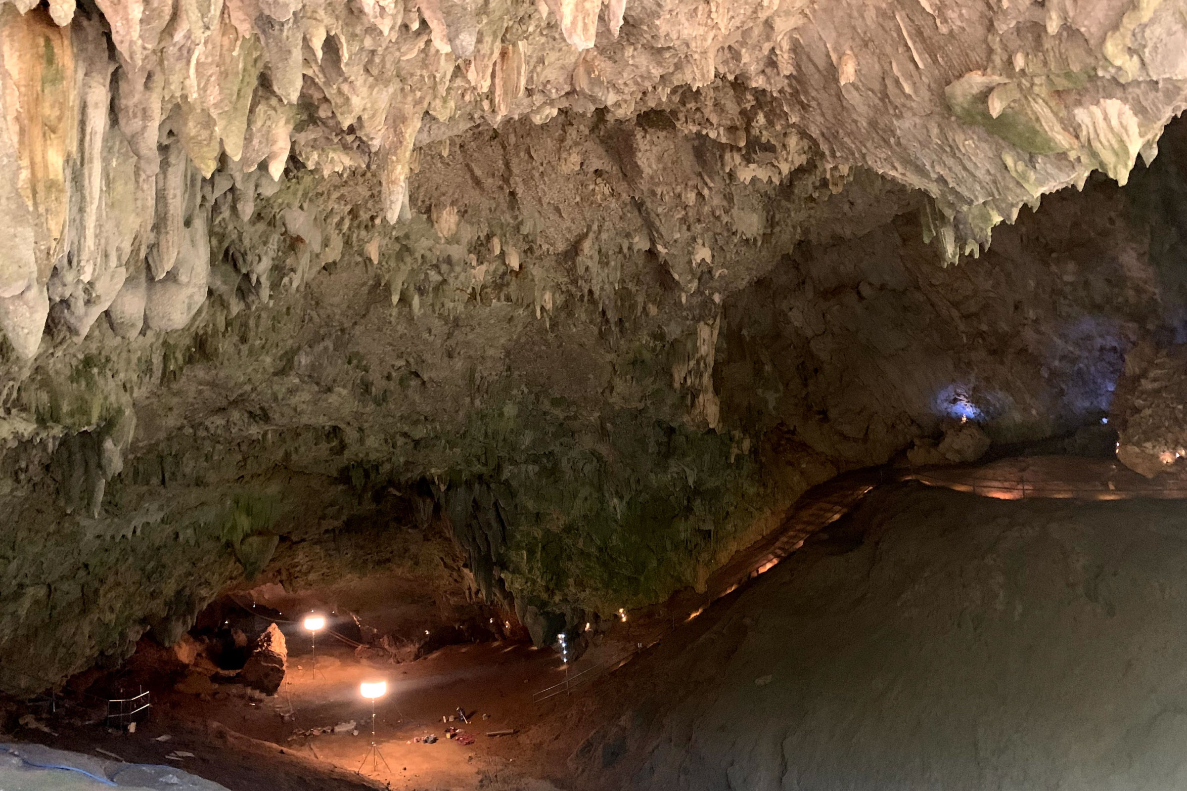 Cave Entrance-Tham Luang Maps